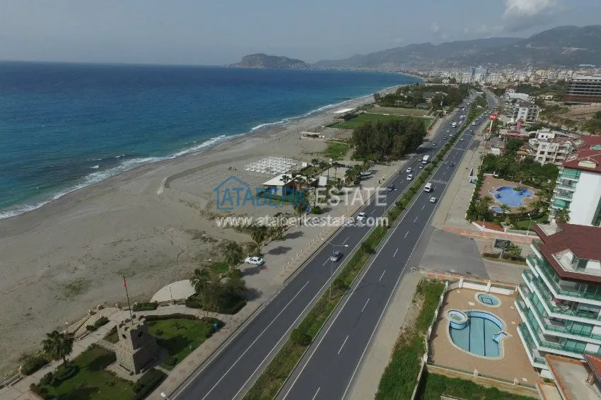 Пентхаус на первой береговой линии, с видом на море, ждет вас! 10 