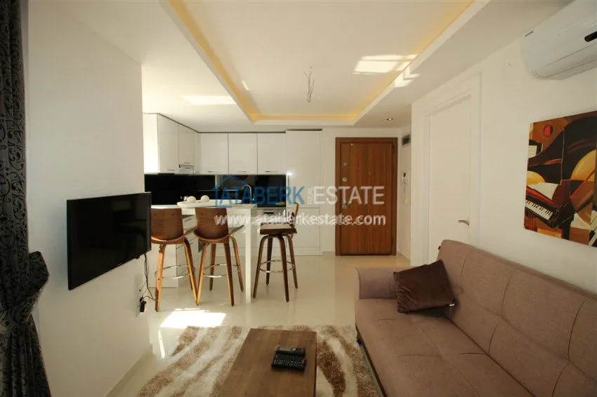 Квартира 1+1 в центре Алании по привлекательной цене 7 