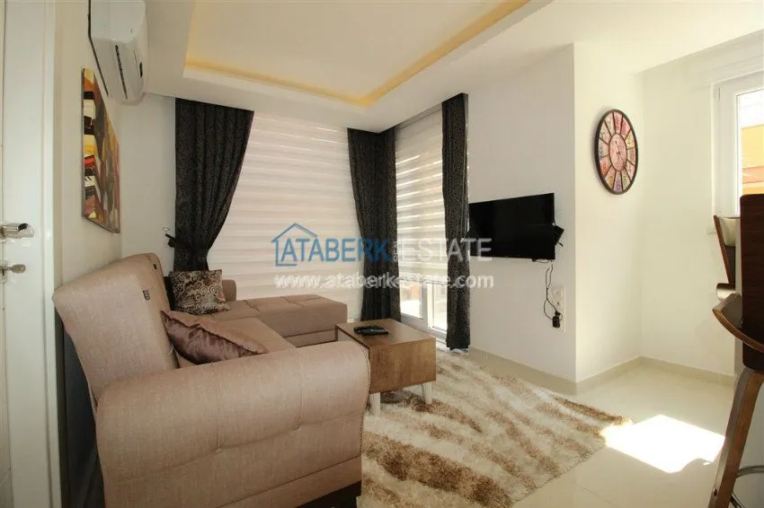 Квартира 1+1 в центре Алании по привлекательной цене 10 