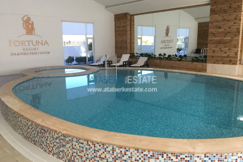 2+1 apartments in a modern complex in Demirtas 10 