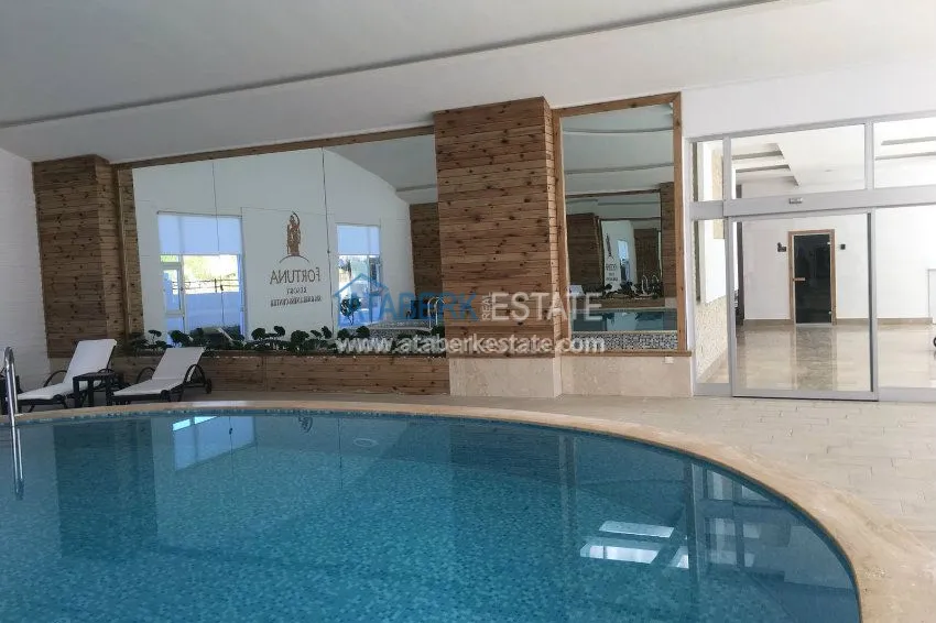 2+1 apartments in a modern complex in Demirtas 11 