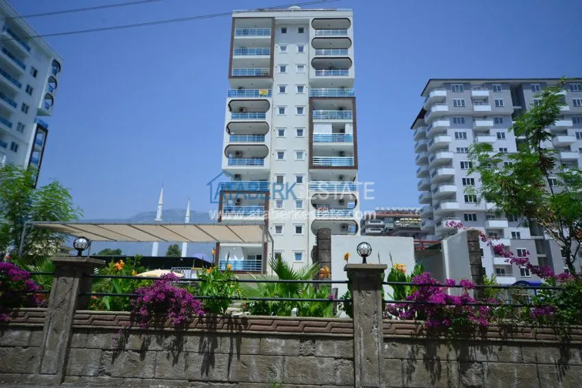 Апартаменты 1+1 в центре района Махмутлар 1 