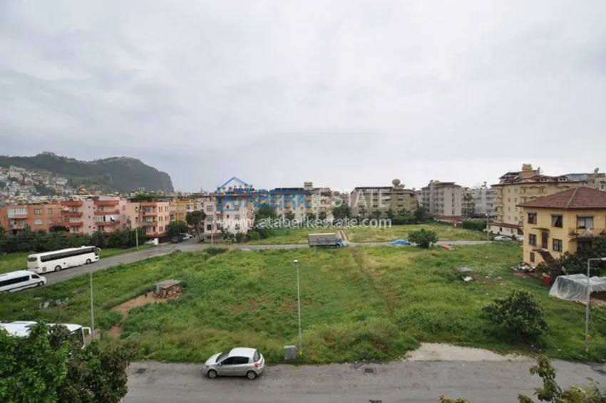 Трехкомнатная квартира на срочной продаже по экономной цене 5 