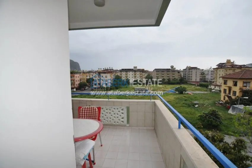 Трехкомнатная квартира на срочной продаже по экономной цене 8 