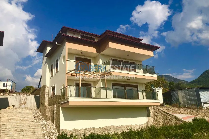 Villa in Upper Oba 23 