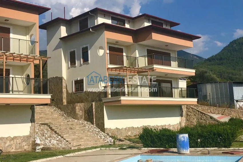 Villa in Upper Oba 25 