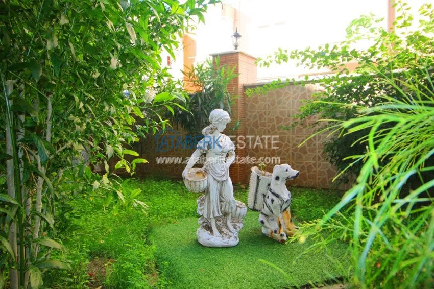 Two bedroom apartment in the most popular area of Alanya 10 