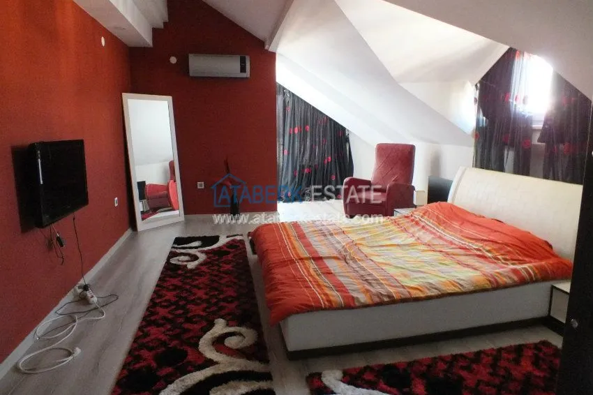 Two-level apartment in Oba  4 