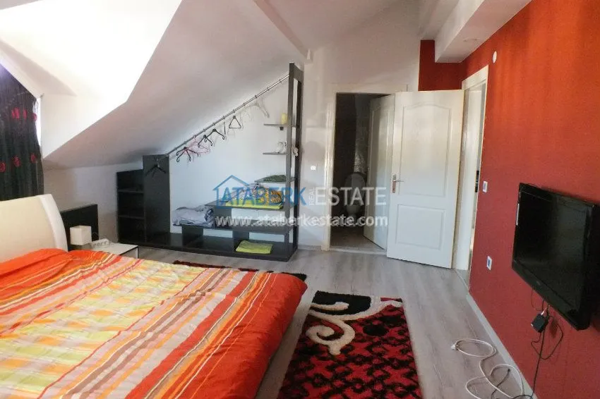 Two-level apartment in Oba  8 