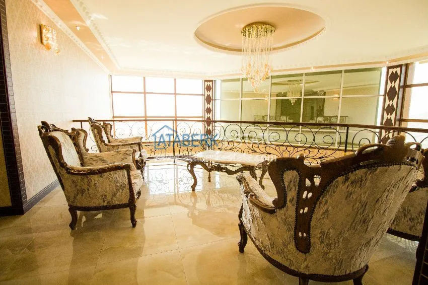 Exclusive mansion with stunning views! 27 