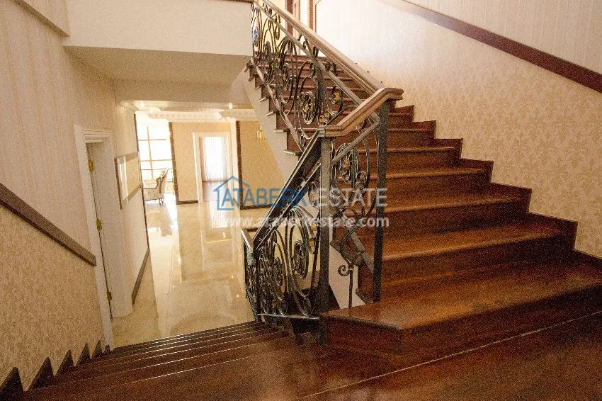 Exclusive mansion with stunning views! 34 