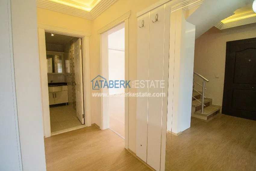 В европейском районе Оба-новом центре Аланьи - отличный пентхаус с прекрасным расположением 18 