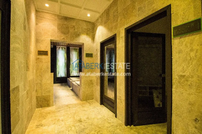 1+1 apartment, located 50 meters from the sea in Oba center 5 