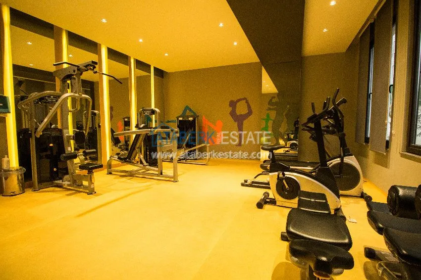 1+1 apartment, located 50 meters from the sea in Oba center 11 