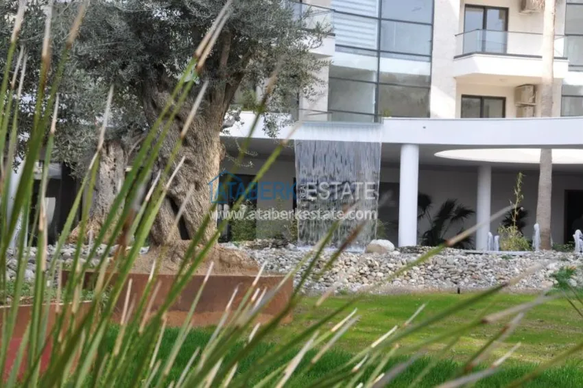 Дуплекс  с тремя спальнями в современном комплексе. 8 