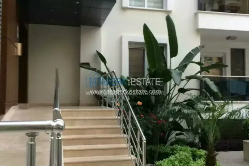 Cozy two-roomed apartment with furniture in the center of Alanya 8 