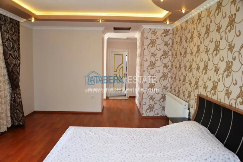 Exclusive mansion with stunning views! 36 