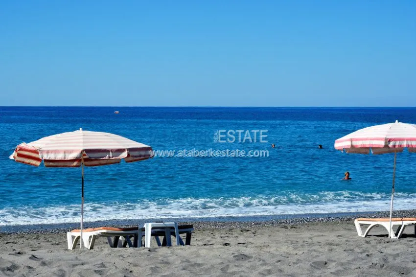 Apartment in the luxury complex in Tosmur 27 