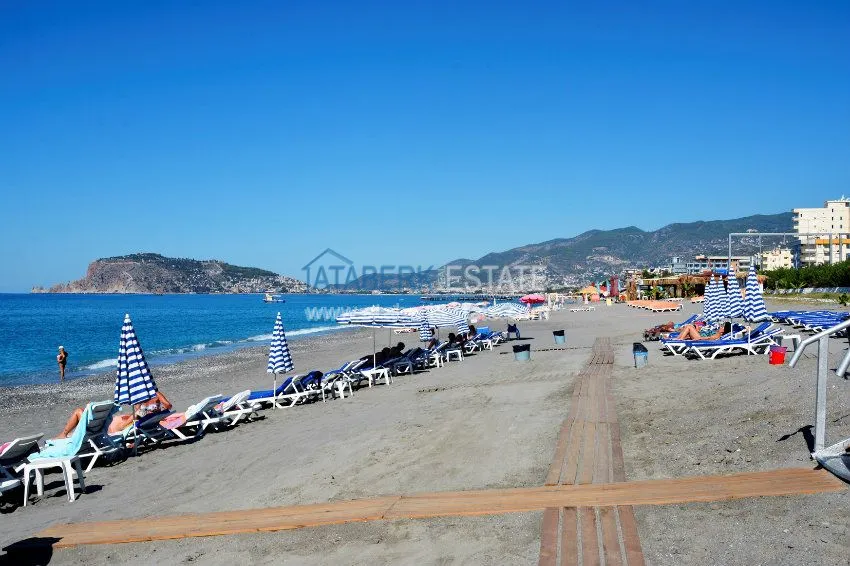 Apartment in the luxury complex in Tosmur 30 