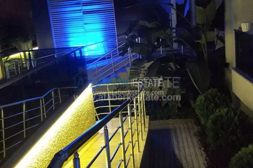 Cozy two-roomed apartment with furniture in the center of Alanya 9 