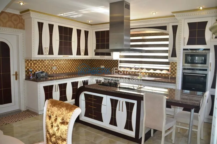 Exclusive mansion with stunning views! 40 