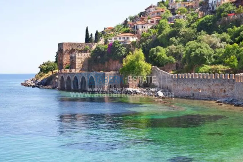 City hotel with apartments, located near the Cleopatra beach  24 