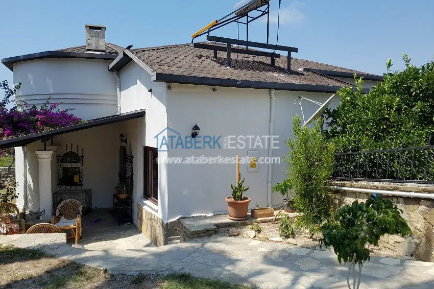 Furnished villa with land plot and equipment waiting for its owner! 16 