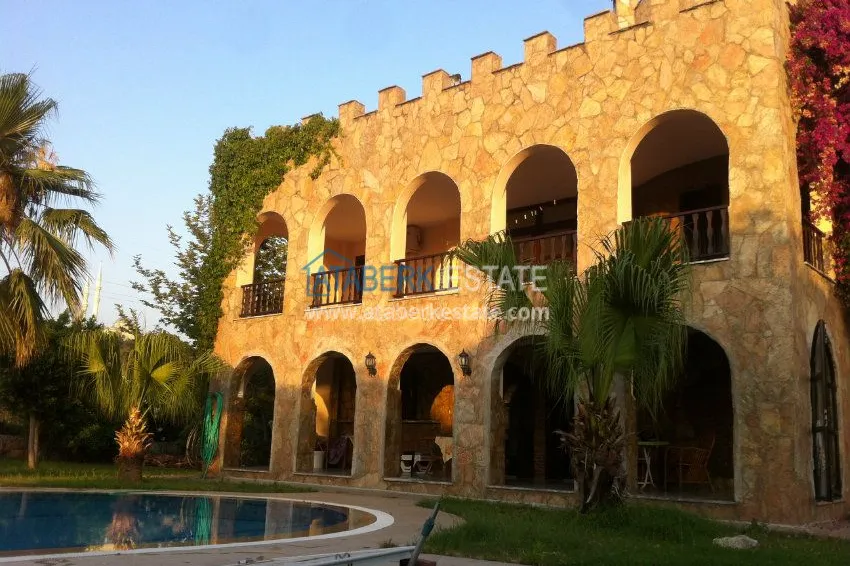 Villa-Castle, located off the coast of the Mediterranean sea 11 