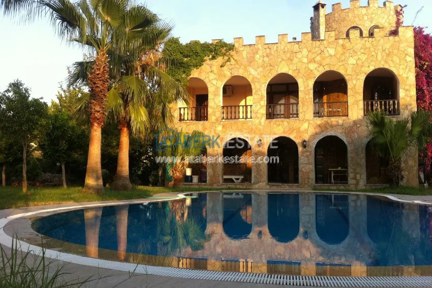 Villa-Castle, located off the coast of the Mediterranean sea 1 