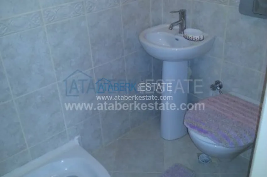 Недорогая трехкомнатная квартира от собственника 12 