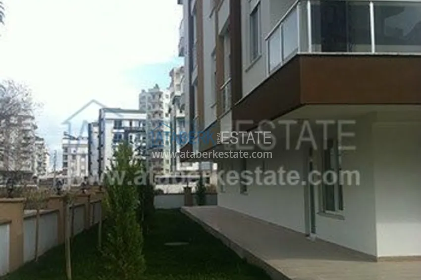 One bedroom apartment in a new complex in Konyaalti 9 