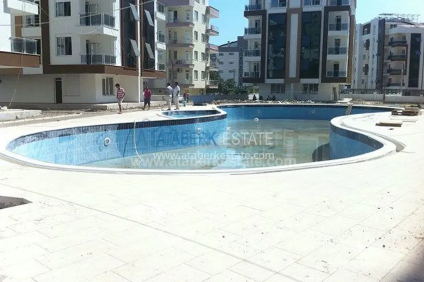 One bedroom apartment in a new complex in Konyaalti 24 