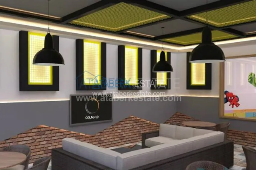 Четырехкомнатная квартира с отдельной кухней в европейском районе Оба 15 