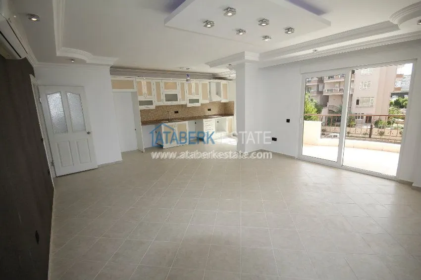 Просторная трехкомнатная квартира напрямую от собственника 9 