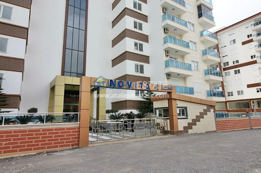 2+1 apartment in a complex with the developed infrastructure in Mahmutlar 13 