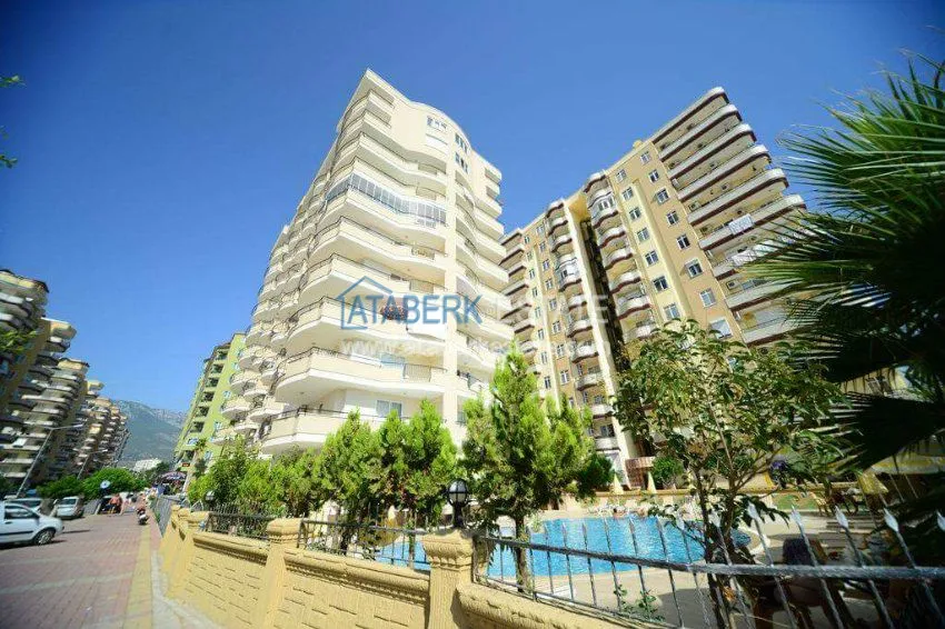 Отличная трехкомнатная квартира от собственника по низкой цене! 1 