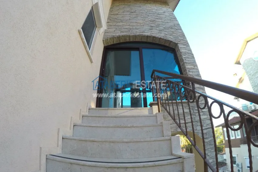 Luxury penthouse in an elite complex 22 