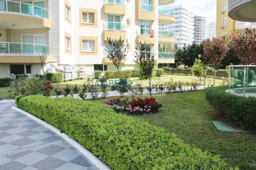 Просторная квартира в Махмутларе, недалеко от моря по очень низкой цене 3 