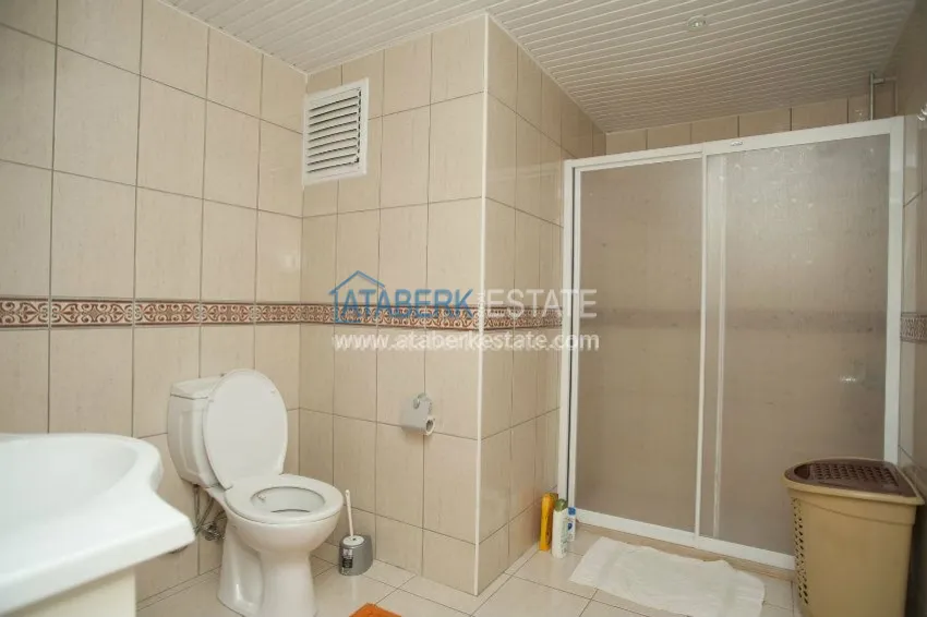 Комфортная квартира с мебелью в 100 метрах от моря. 13 