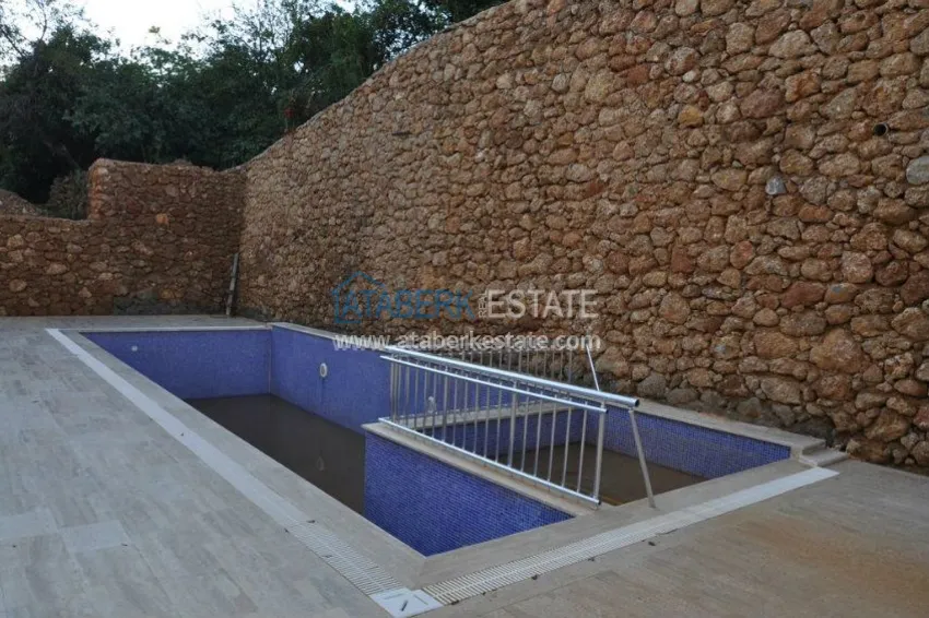 Small new complex in Kestel 20 