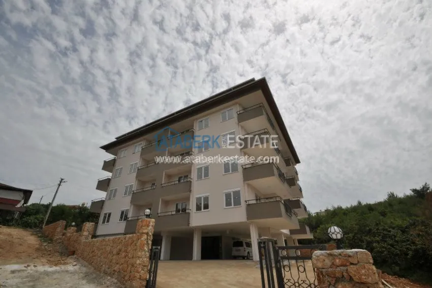 Апартаменты с двумя спальнями и отдельной кухней в районе Оба. 2 