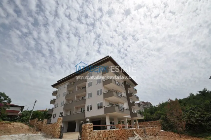 Апартаменты с двумя спальнями и отдельной кухней в районе Оба. 3 