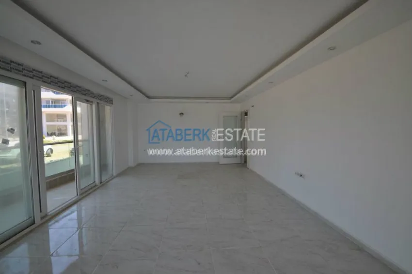 Новый комплекс с качественной отделкой и интересным дизайном в Кестеле 24