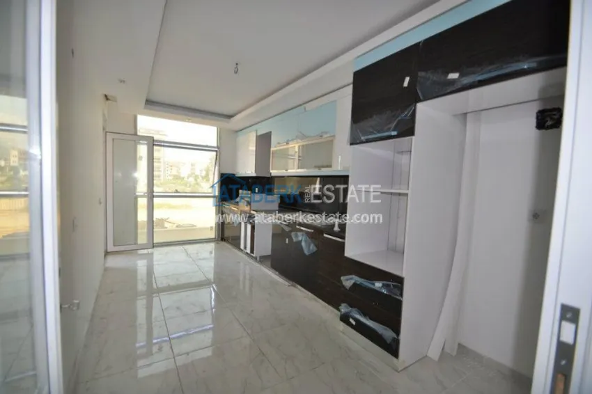 Новый комплекс с качественной отделкой и интересным дизайном в Кестеле 25