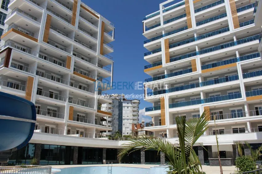 Luxury residential complex in Tosmur, located just 200 meters from the sea, at the best prices! 81 