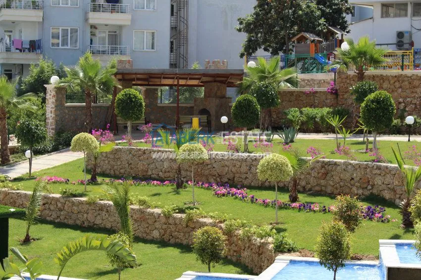 Luxury residential complex in Tosmur, located just 200 meters from the sea, at the best prices! 82 