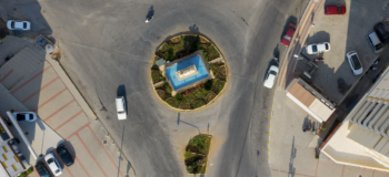 Tosmur is located in the eastern part of Alanya, near Obakoy and Kestel.